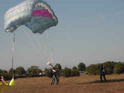 saut en parachute en vendée, l'atterissage