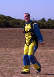 saut en parachute en vendée, Olivier est heureux de son saut